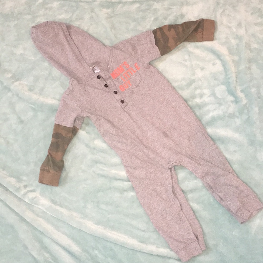 Carters boys 24m romper